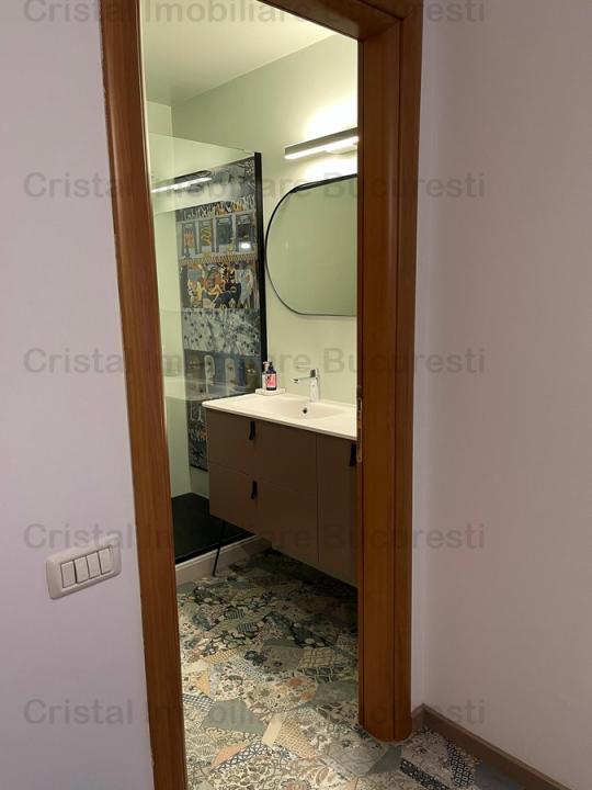 Vand apartament 3 camere in zona Unirii