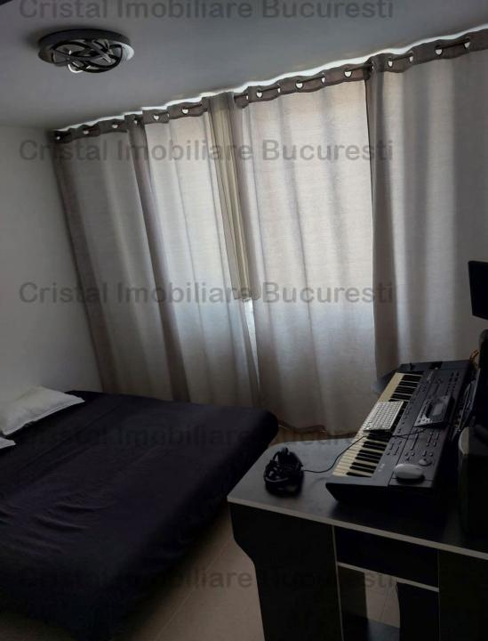 Apartament 3 camere de vanzare zona Pacii 