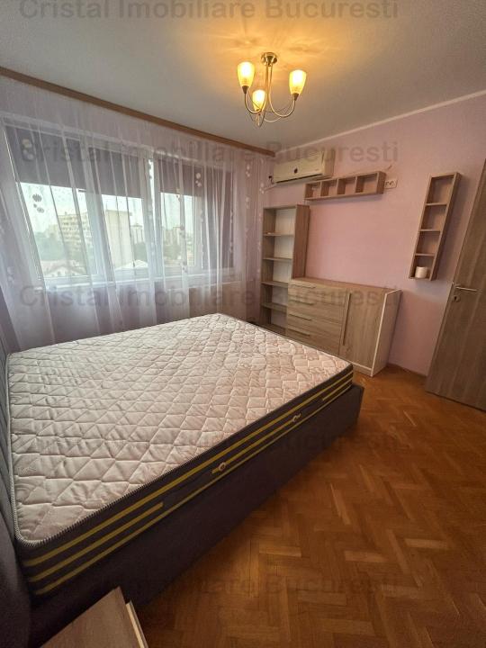 Apartament 3 camere de vanzare in zona Obor