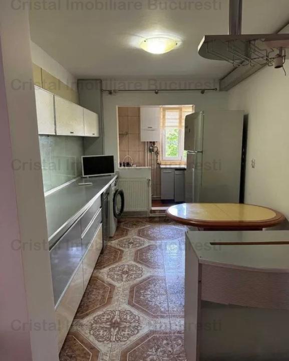 Inchiriez Apartament 4 Camere Fizicienilor