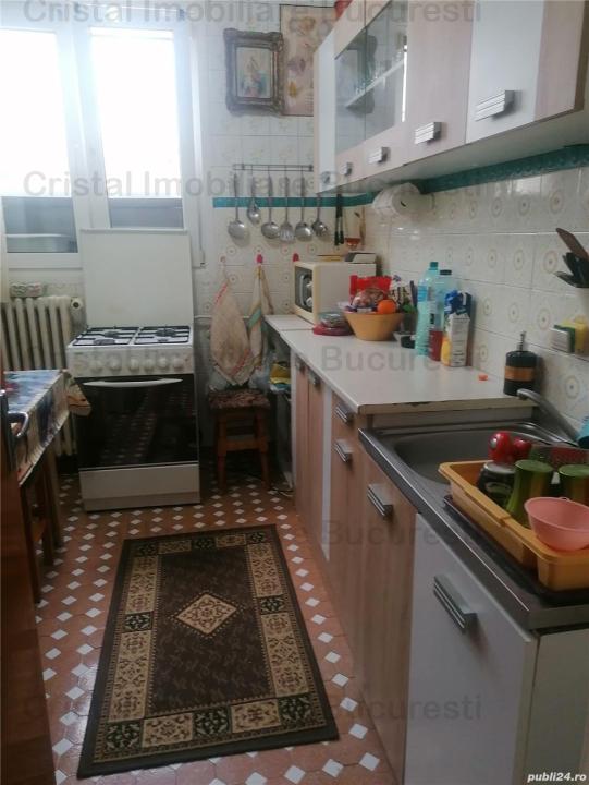  Apartament decomandat 3 camere, bloc H, Titan IOR, Scoala195