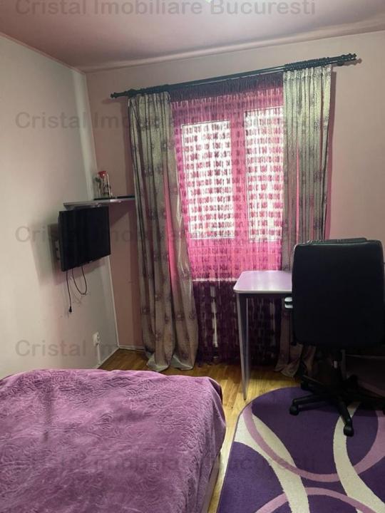 Apartament 3 camere, Covasna, intre Brancoveanu si Obregia. 