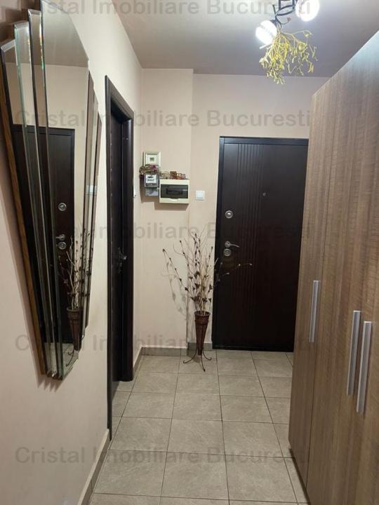 Apartament 3 camere, Covasna, intre Brancoveanu si Obregia. 