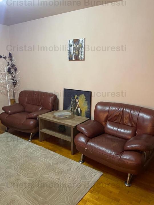 Apartament 3 camere, Covasna, intre Brancoveanu si Obregia. 