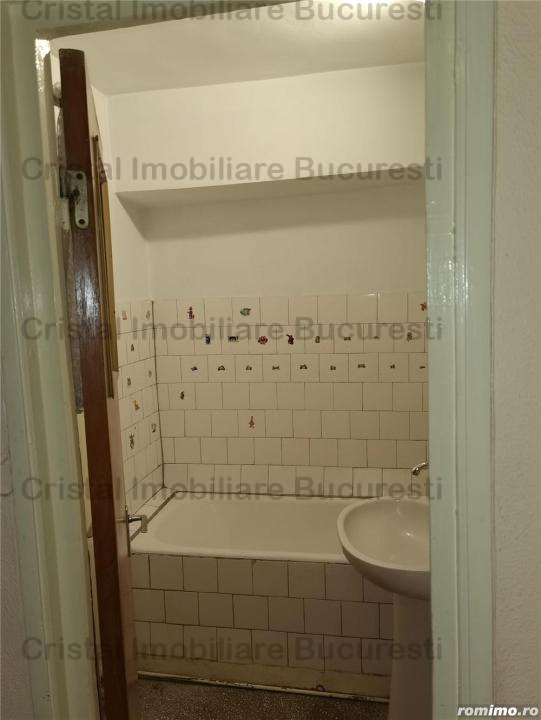 Apartament 3 camere de vanzare Apusului 