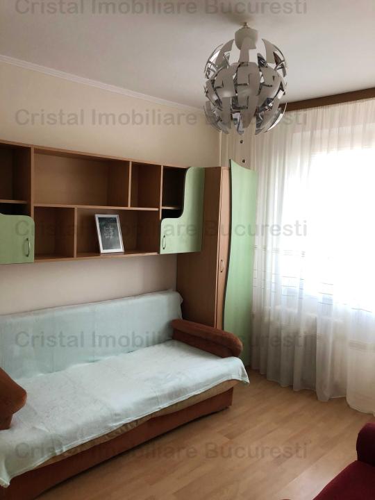 Apartament 3 camere, zona Zona Dristor Sector 3, 558 EUR