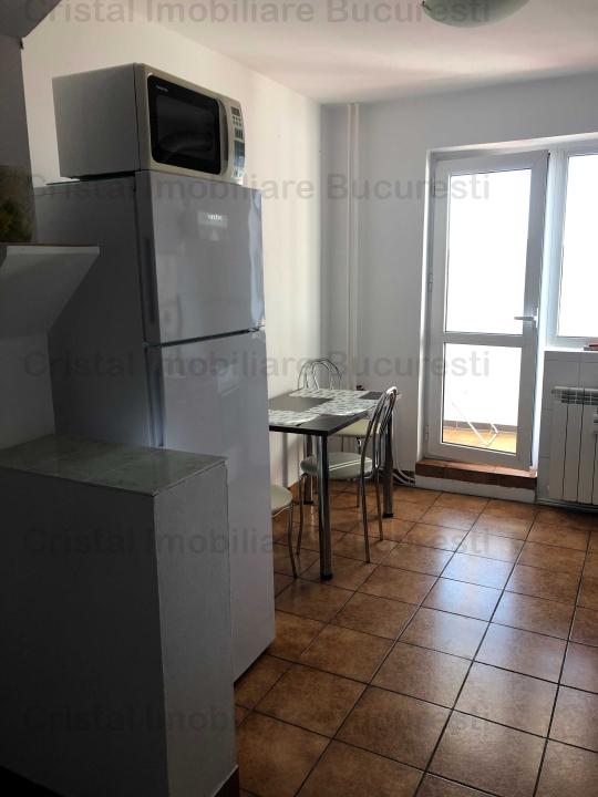 Apartament 3 camere, zona Zona Dristor Sector 3, 558 EUR