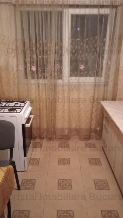 Apartament 3 camere, Piata Sudului. 