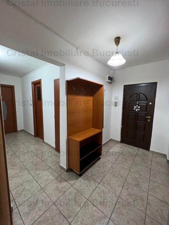 Inchiriez apartament CU 2  Militari langa metrou