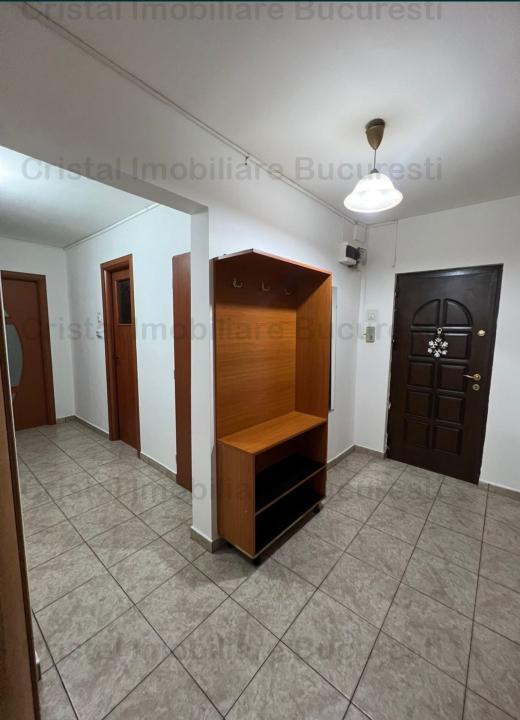 Inchiriez apartament 2 camere metrou Pacii