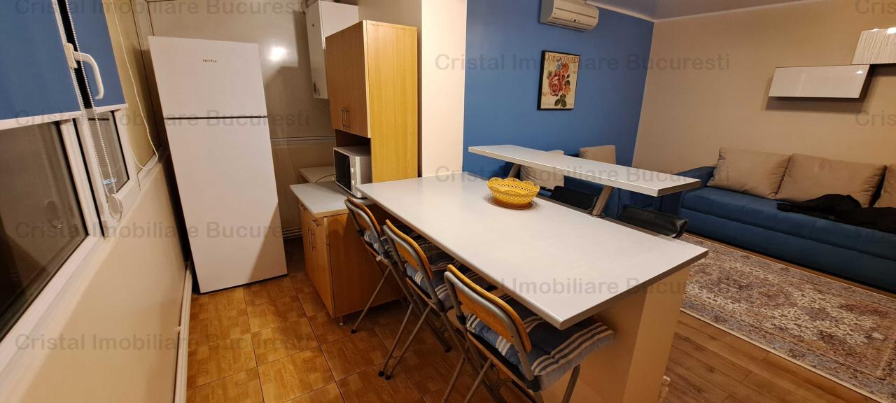 Apartament complet renovat, 2 dormitoare, living spatios, bar