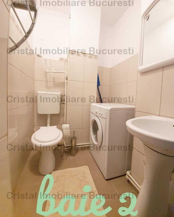 Apartament 4 camere de vanzare Apusului 