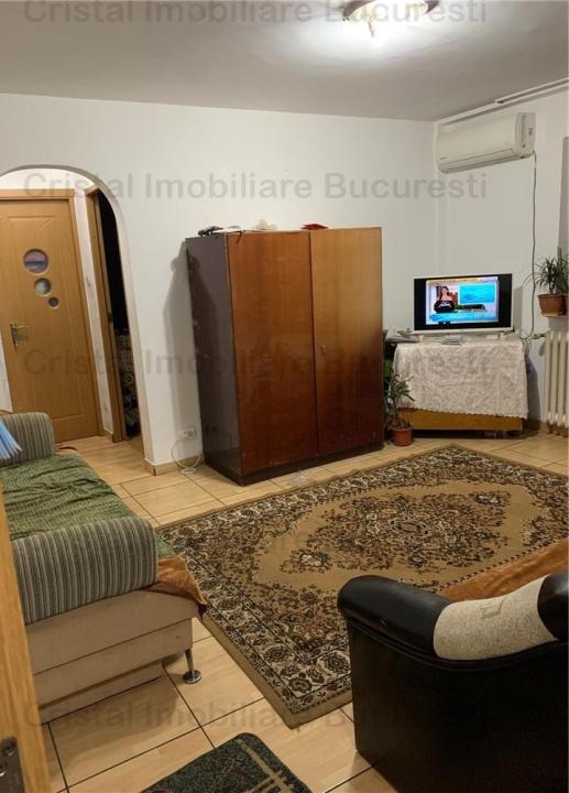 Apartament 2 camere, zona Huedin. 