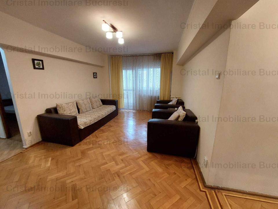 Apartament 3 camere, Teiul Doamnei stradal