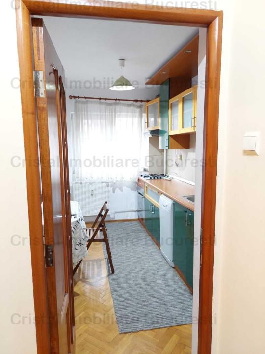 Apartament 3 camere, Teiul Doamnei stradal