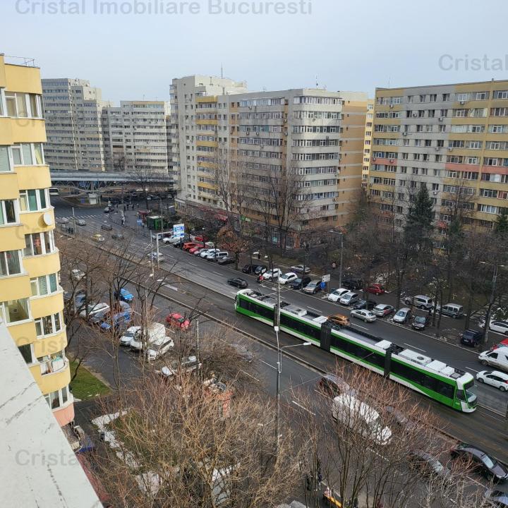 Apartament renovat, 2 camere, Colentina - Doamna Ghica, stradal