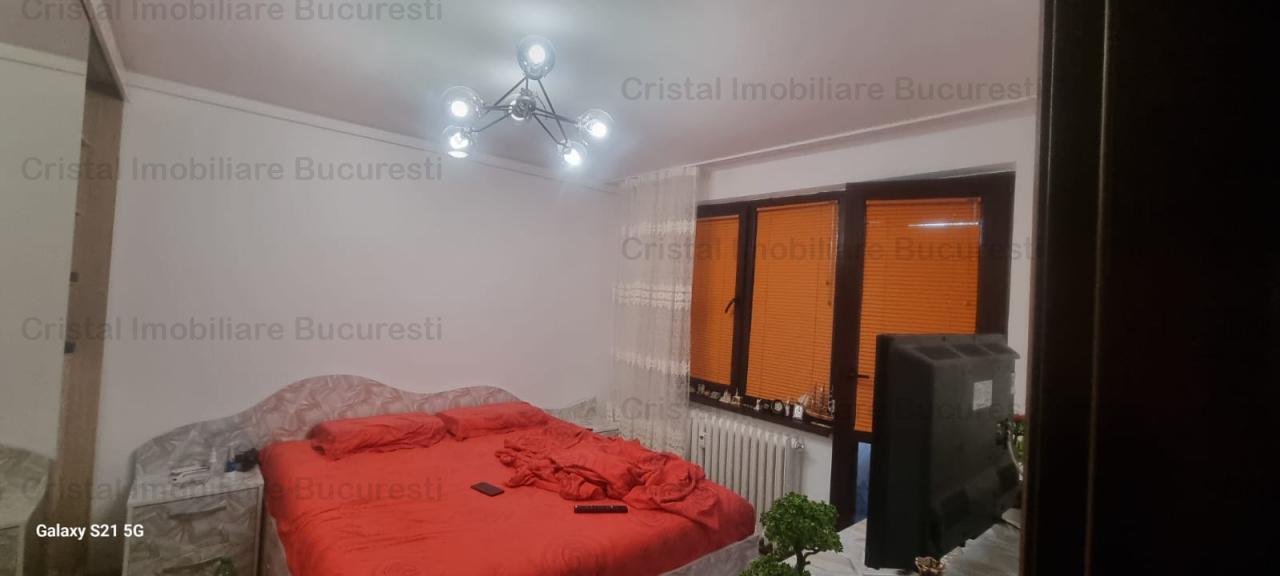 Apartament 3 camere decomandat, mobilat si utilat in Ozana