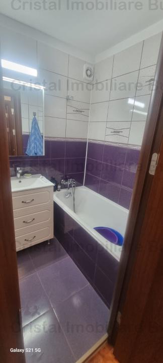 Apartament 3 camere decomandat, mobilat si utilat in Ozana