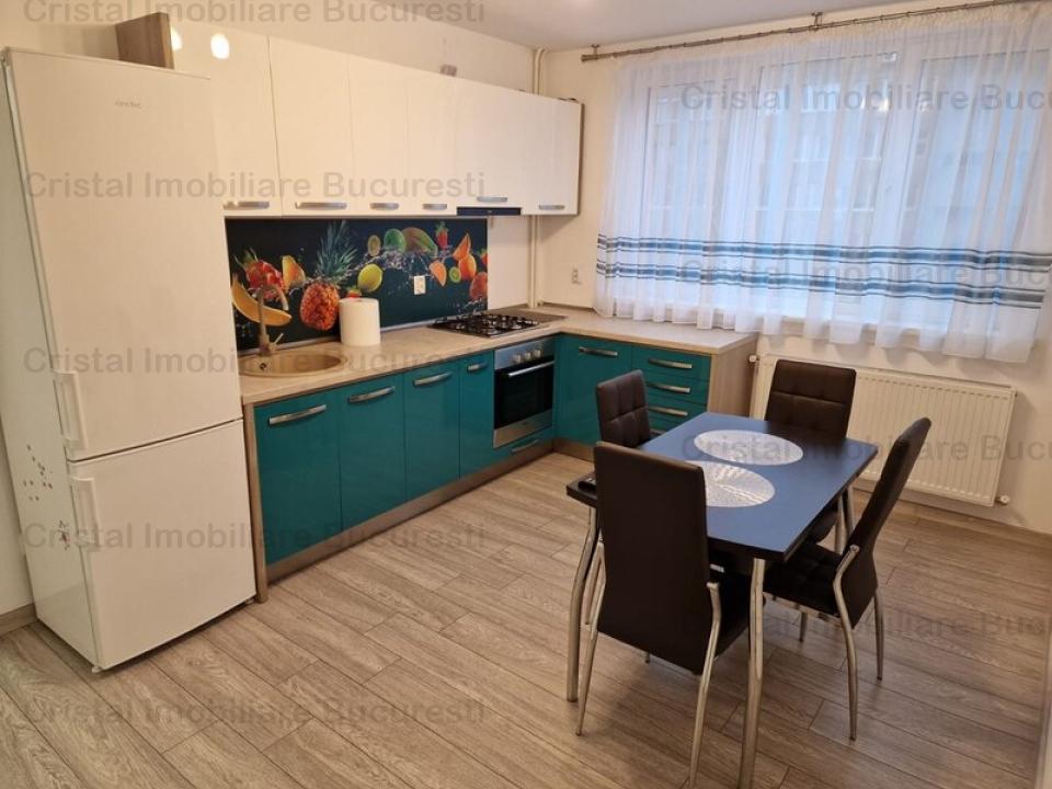 Apartament 3 camere de vanzare Apusului