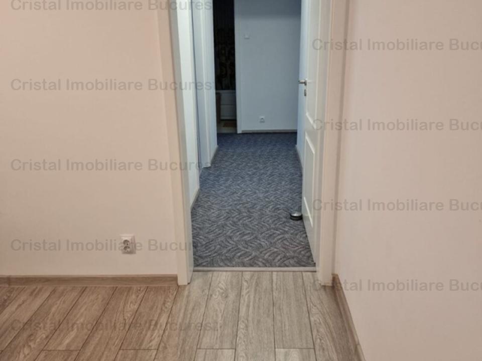 Apartament 3 camere de vanzare Apusului