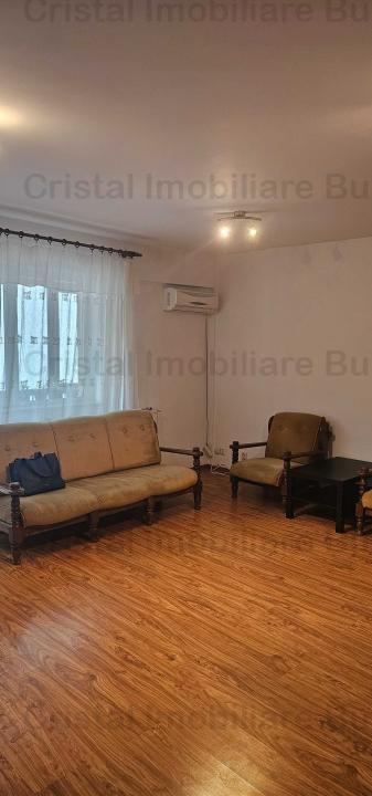  Apartament 3 camere 94 mp, zona 1 Decembrie, 550 EUR