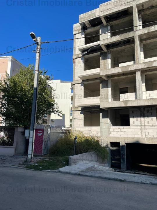 Bloc apartamente Navodari stradal nefinisat