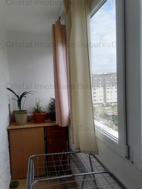 Vinzare apartament cu 3 camere