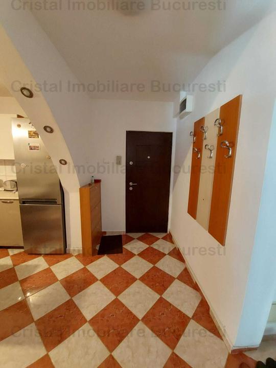 Vinzare apartament cu 3 camere