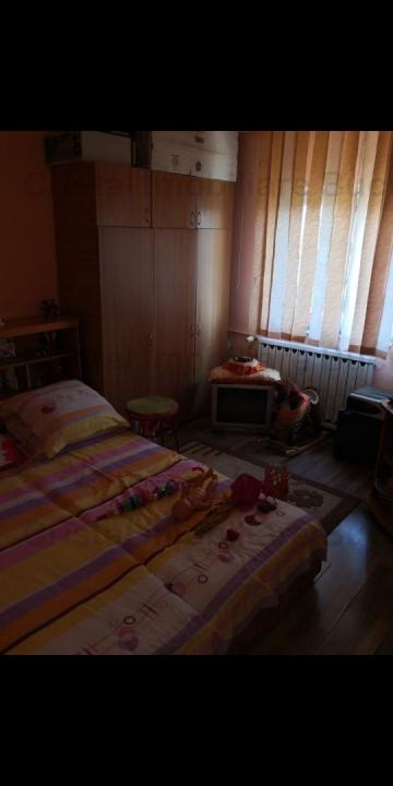 Apartament vinzare cu 3 camere