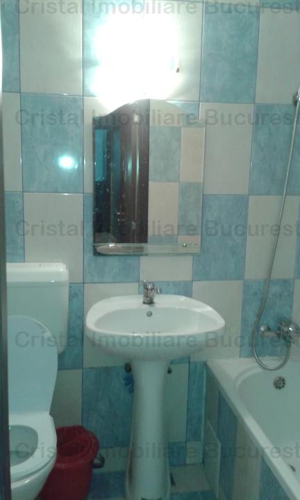 Apartament 2 camere decomandat, etaj 1/4 zona Titan -1 Decembrie