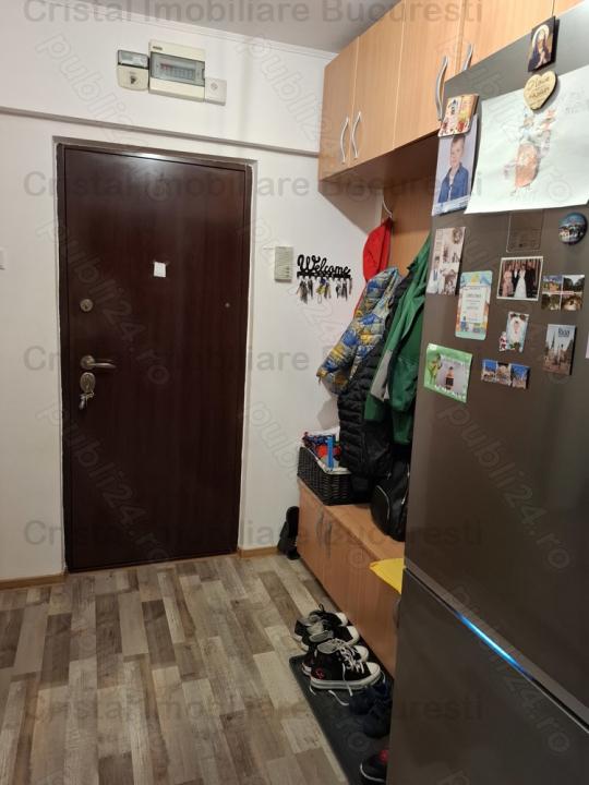 Apartamnt 4 camere, Brancoveanu, Izvorul Crisului. Cu Centrala proprie. 