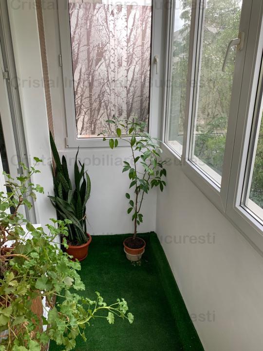 Apartament 3 camere langa metrou 1 Decembrie 1918