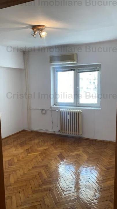 Vanzare Apartament 3 Camere stradal pr Bd. Octavian Goga