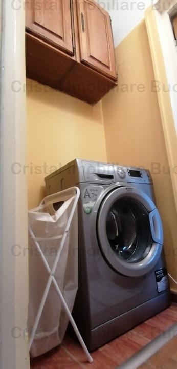 Apartament 3 camere, 575 EUR, zona Titan