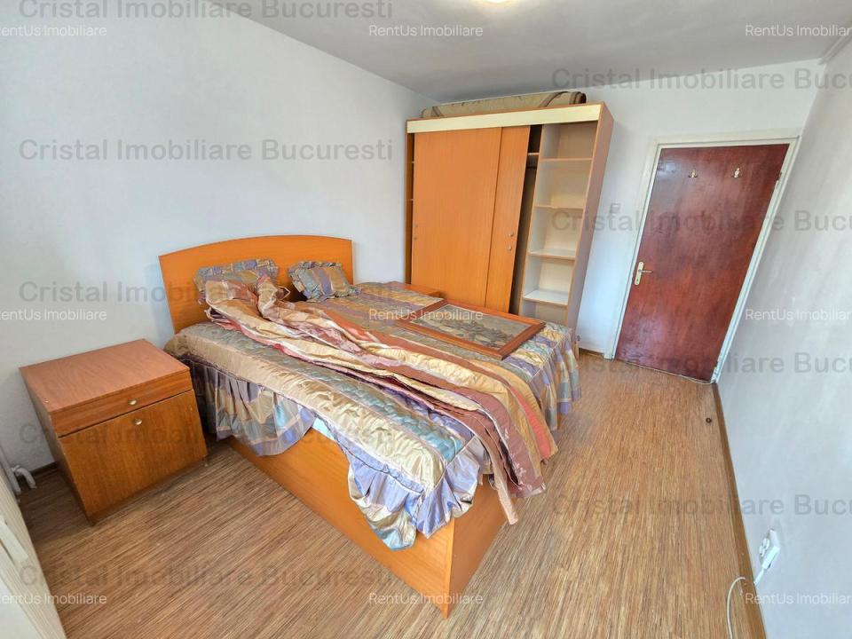 Apartament 3 camere, 430 EUR, zona  1 Decembrie 1981