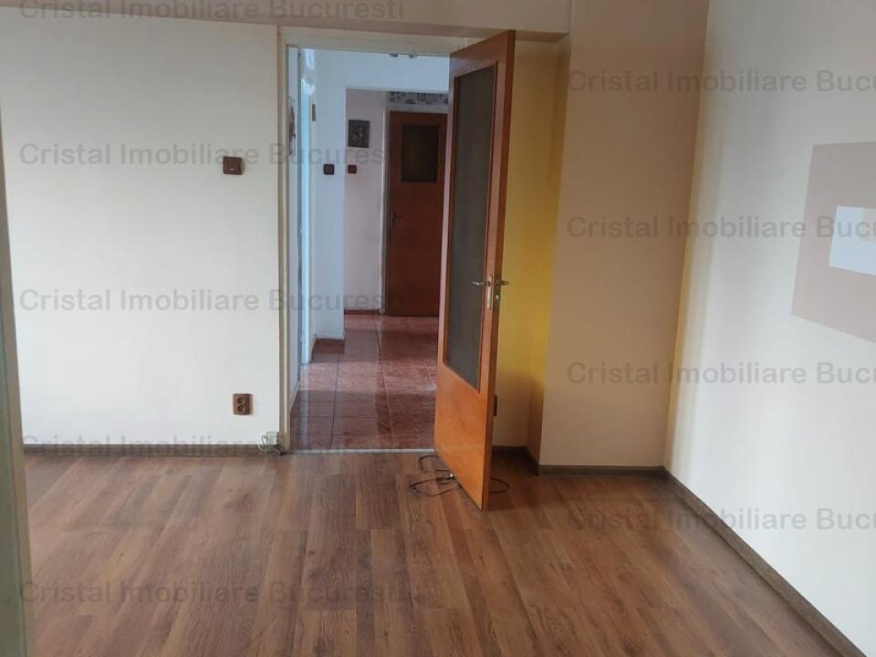 Apartament 3 camere, spatios, 5 min metrou Dristor, 2 grupuri sanitare