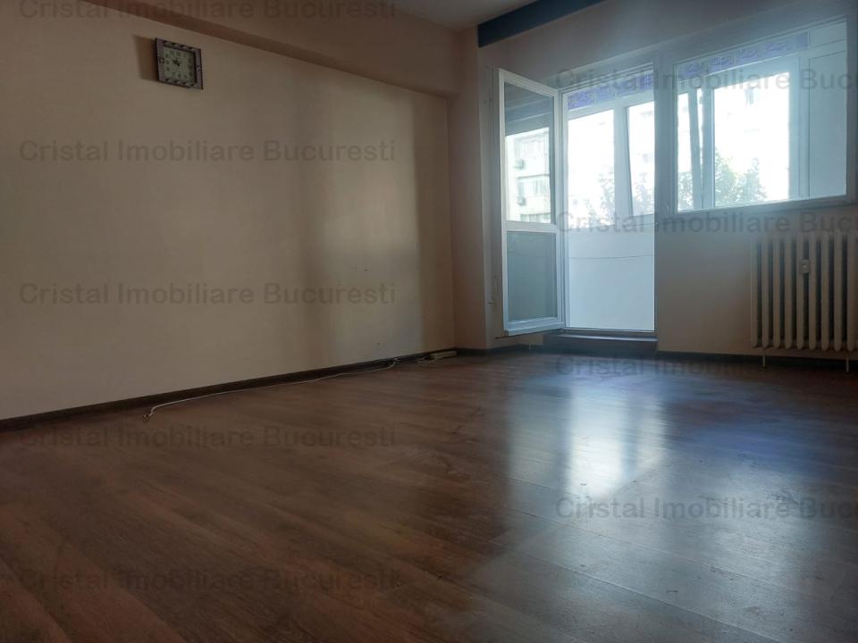 Apartament 3 camere, spatios, 5 min metrou Dristor, 2 grupuri sanitare