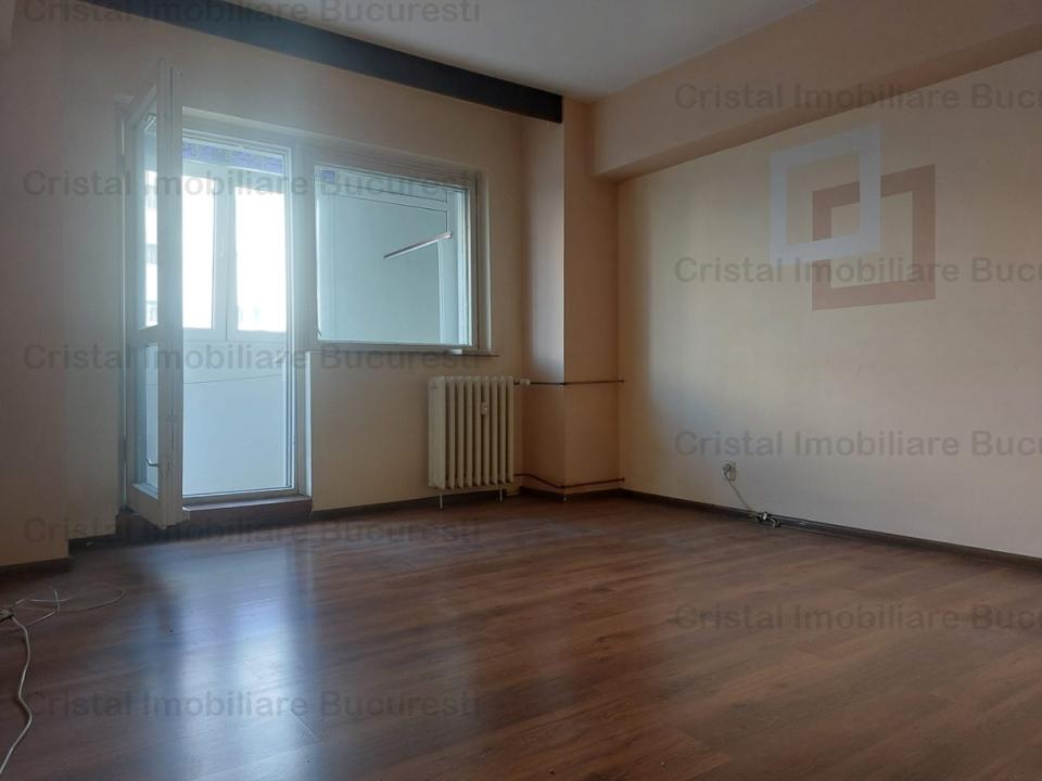 Apartament 3 camere, spatios, 5 min metrou Dristor, 2 grupuri sanitare