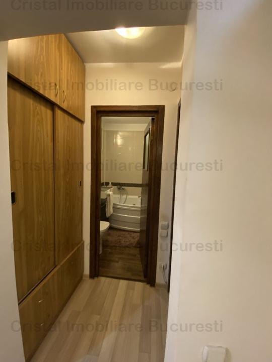 Apartament 4 camere 700 EUR, zona Titan