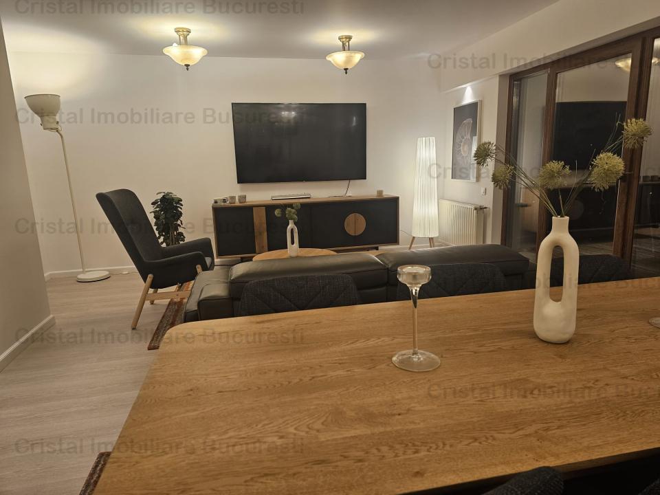 Inchiriez apartament 4 camere, zona Piata Alba Iulia, aproape de metrou