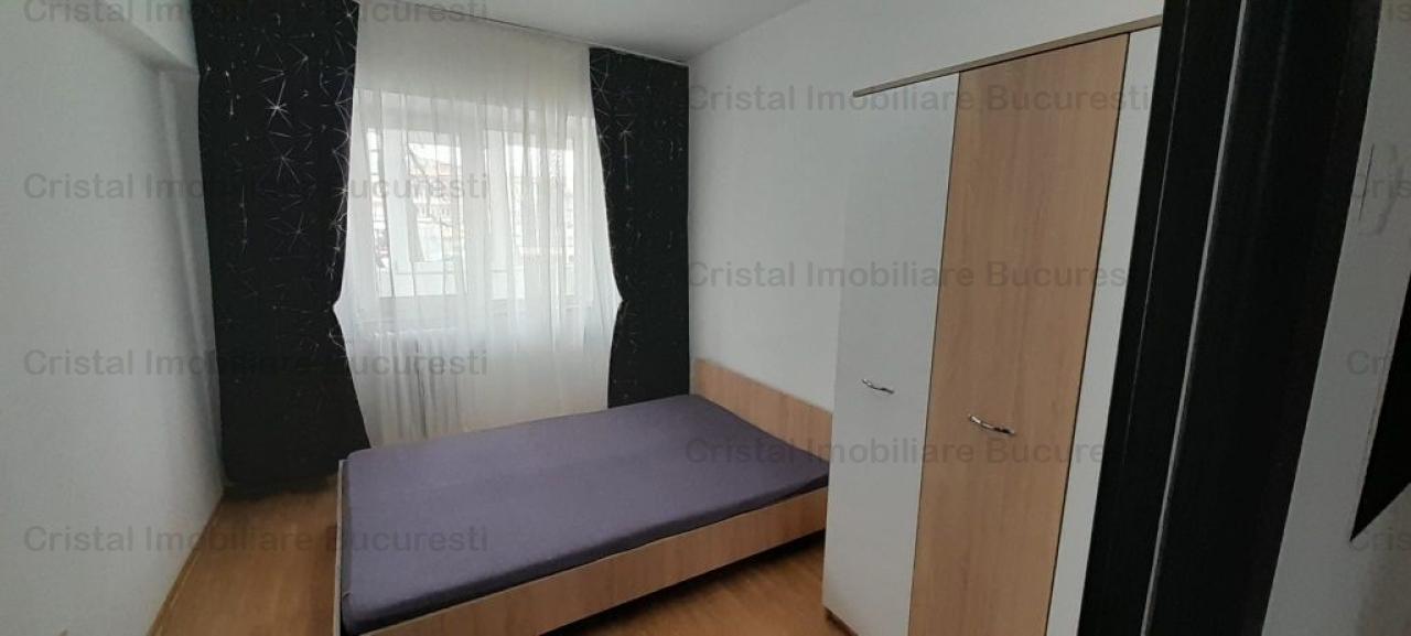 Apartament 3 camere de vanzare Gorjului