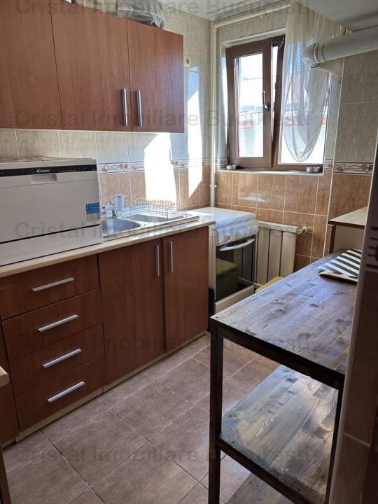 Apartament 3 camere, 2 bai, centrala proprie, Colentina - Plumbuita