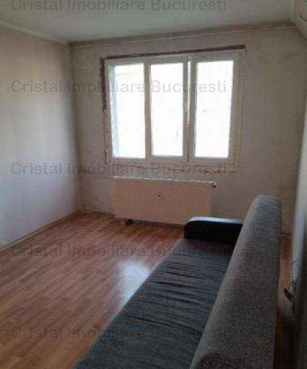 Apartament 3 camere, posibilitate centrala, strada Prevederii