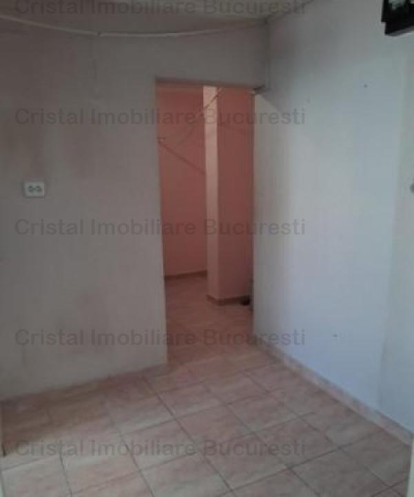 Apartament 3 camere, posibilitate centrala, strada Prevederii