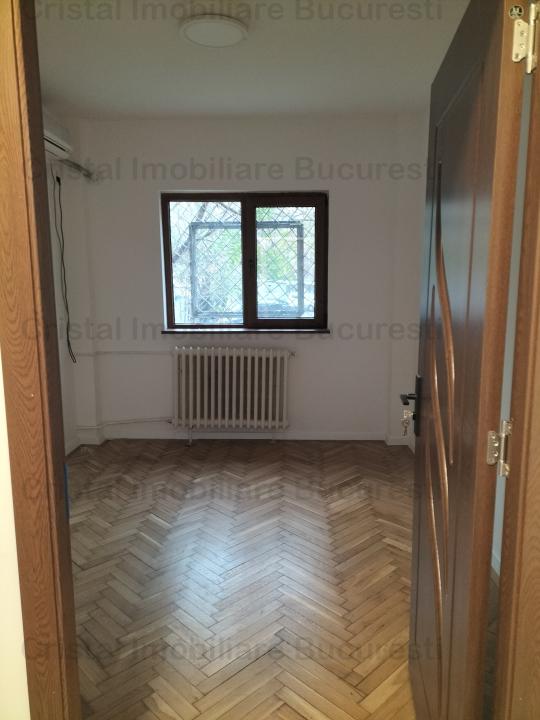 Apartament 3 camere, Parc Tineretului. Cu 2 bai. 