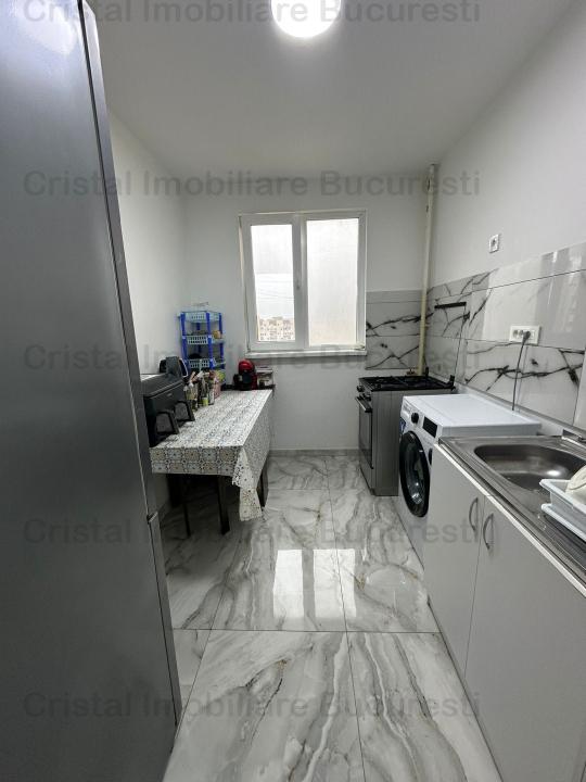 Apartament 3 camere de vanzare Plaza România