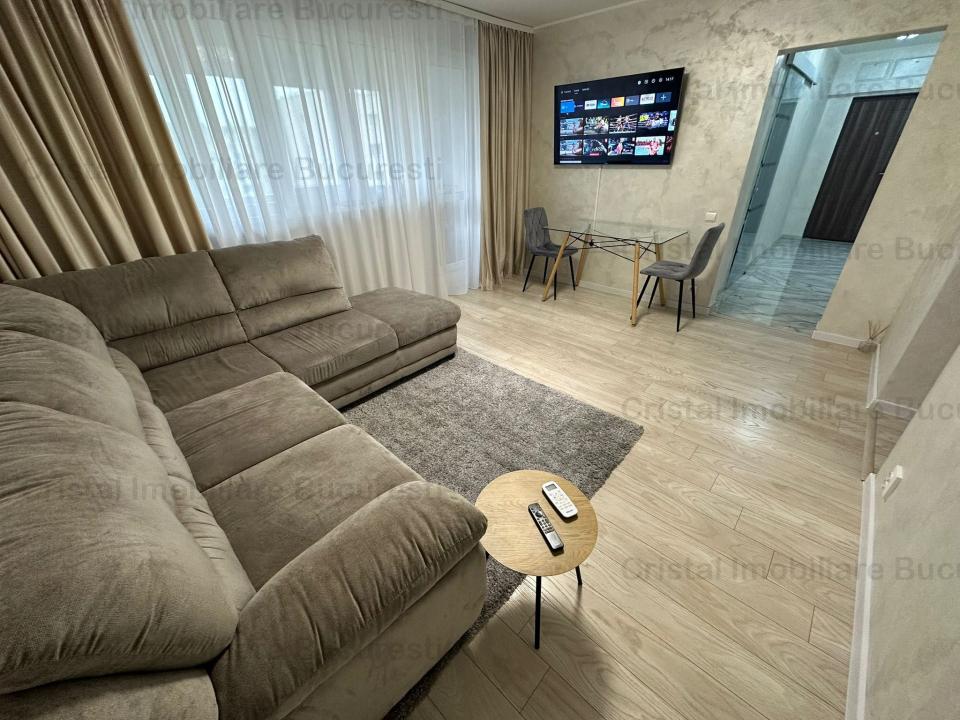 Apartament 3 camere de vanzare Plaza România