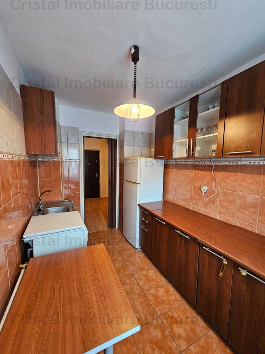 Apartament spatios de 2 camere in Titan- Becatei