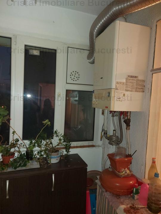 Apartament 2 camere cu centrala termica Titan-N Grigorescu, pret negociabil