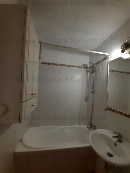 Apartament 3 camere, Zona Dimitrie Cantemir. 